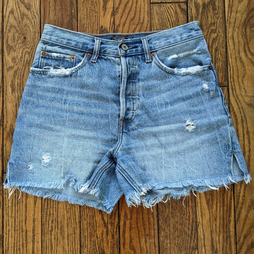 Abercrombie & Fitch High Rise 4" Short 25/0